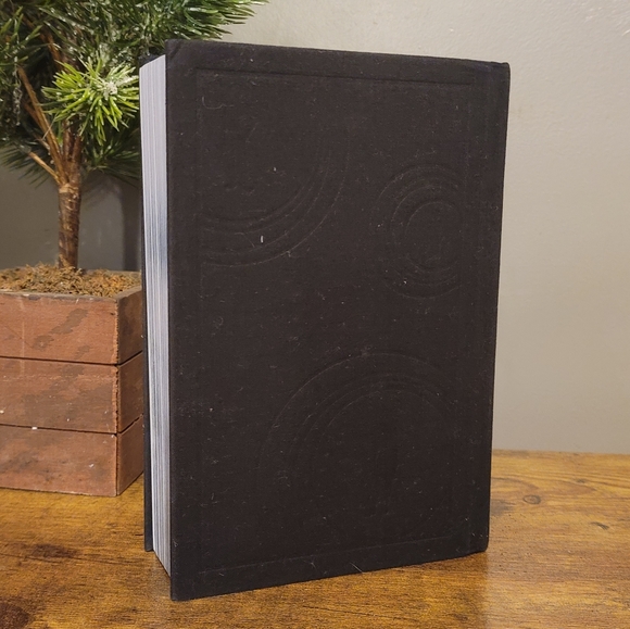 The Wrinkle In Time | By Madeleine L'Engle Limited Edition Quintet Box Set - Picture 8 of 12